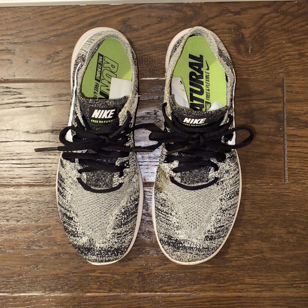 Womens Nike FlyKnit - Free & Flexible Running Shoes